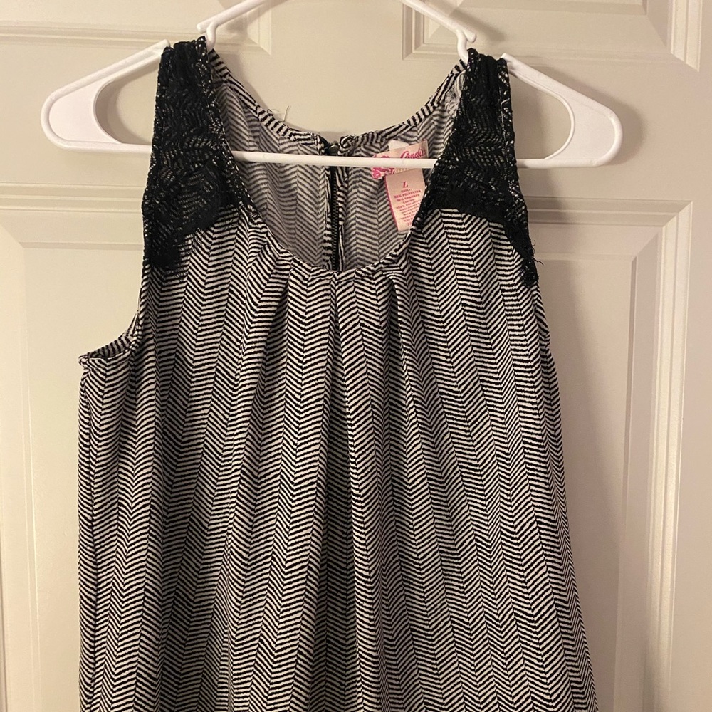 Women’s Chevron Tank Top
